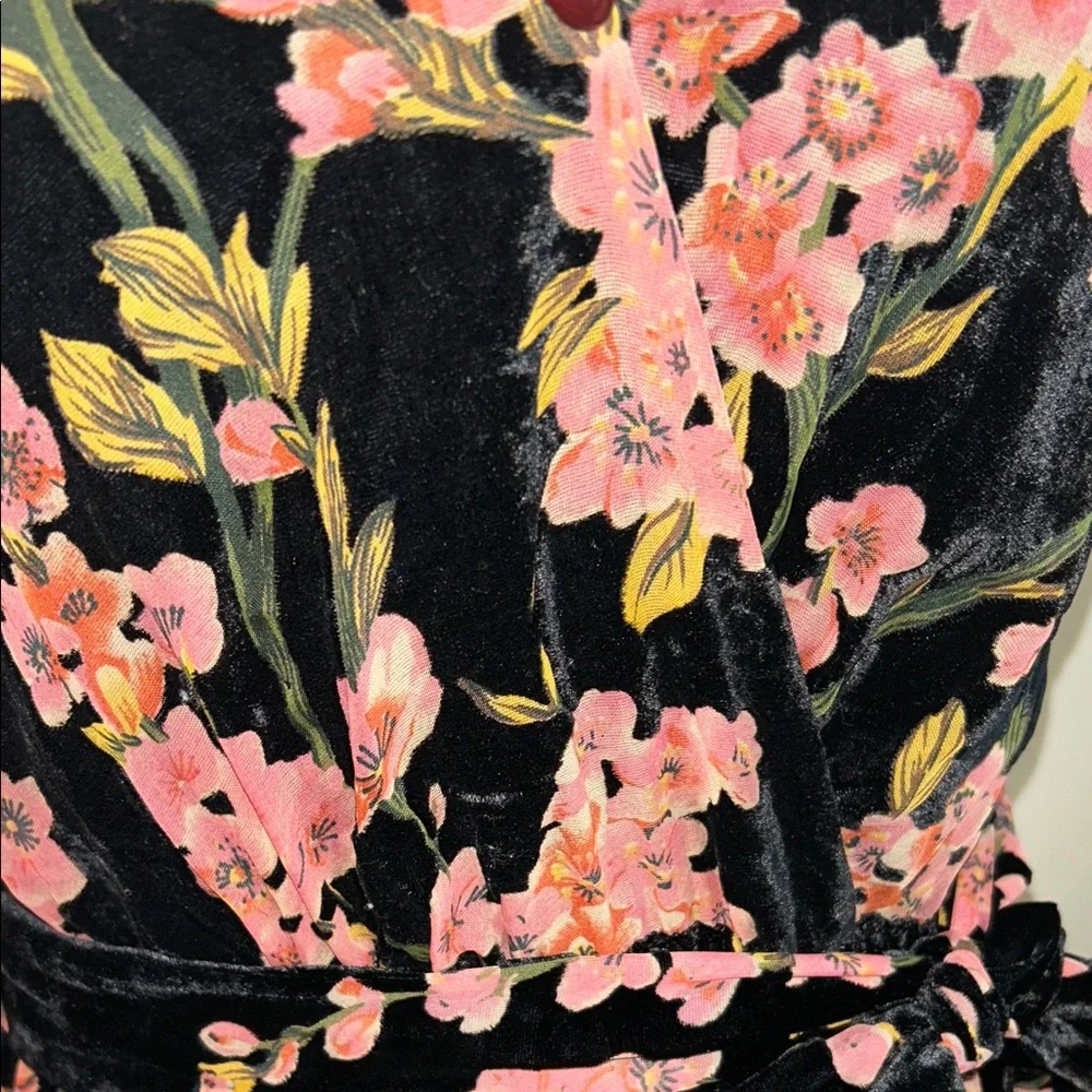 NEW Baltic Born Velvet Floral Black and Pink Wrap Full Length Dress Size Large - Picture 6 of 15